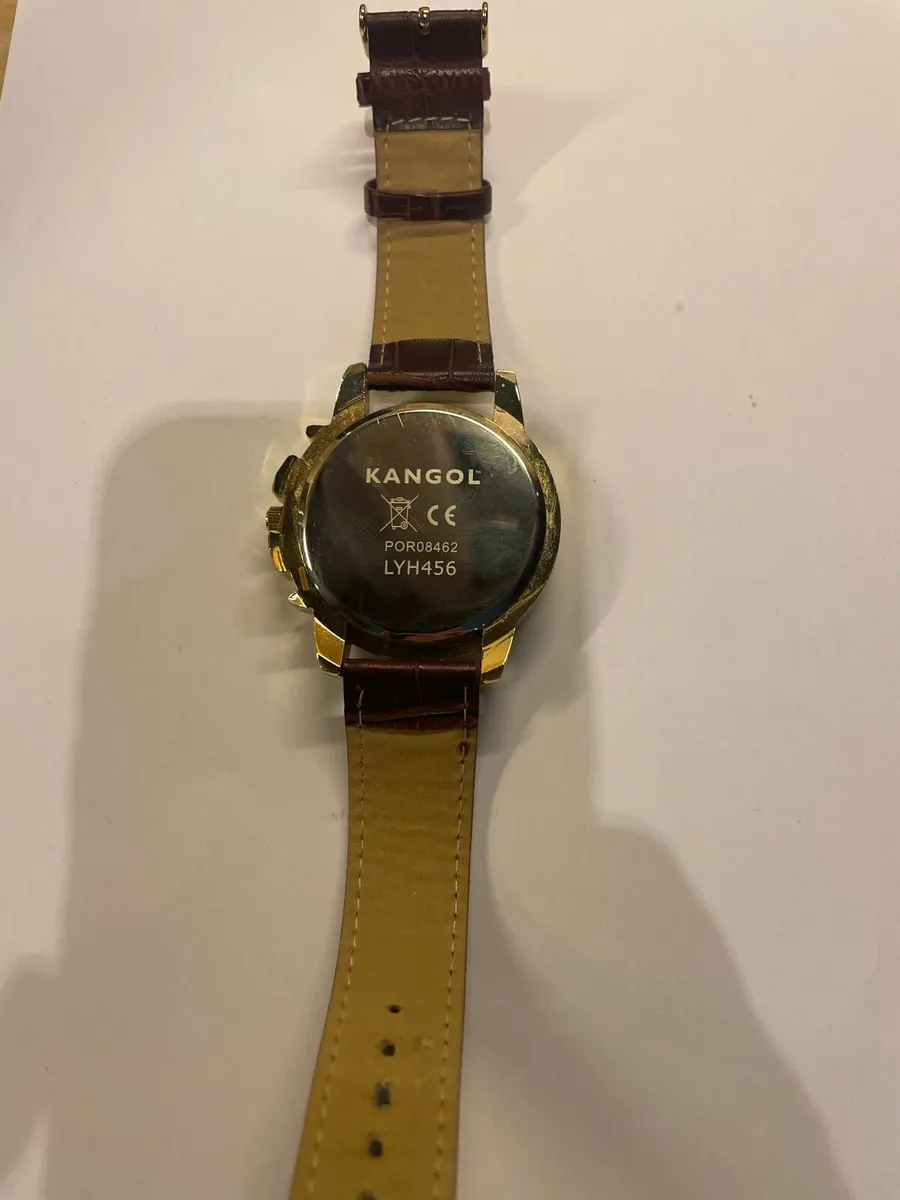 Men’s Watch - Image 2