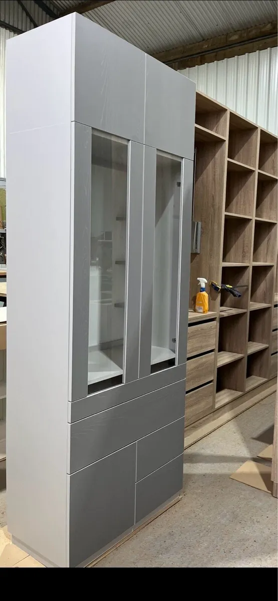 Temple-display unit - Image 1