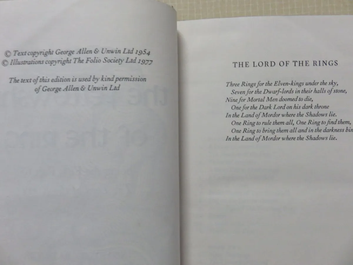 J.R.R.Tolkien Lord of the Rings . Boxed set . - Image 4