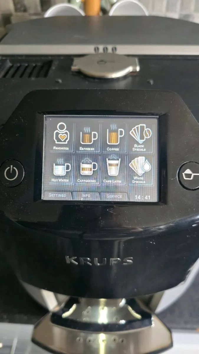 Krups EA907D Fully Automatic Coffee Machine - Image 4
