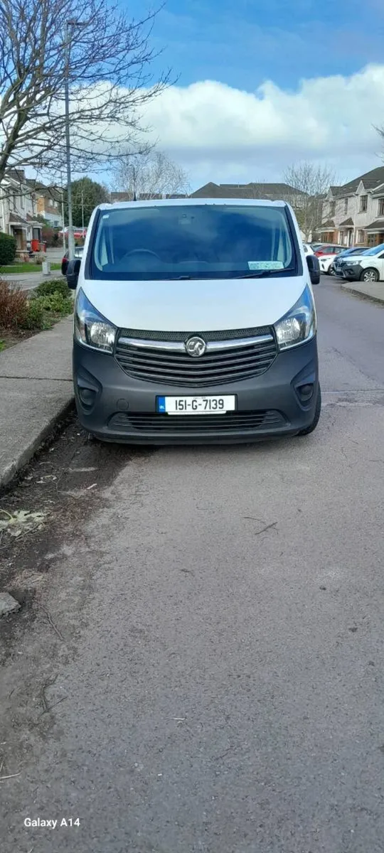 Vauxhall Vivaro Crew Cab Van - Image 2