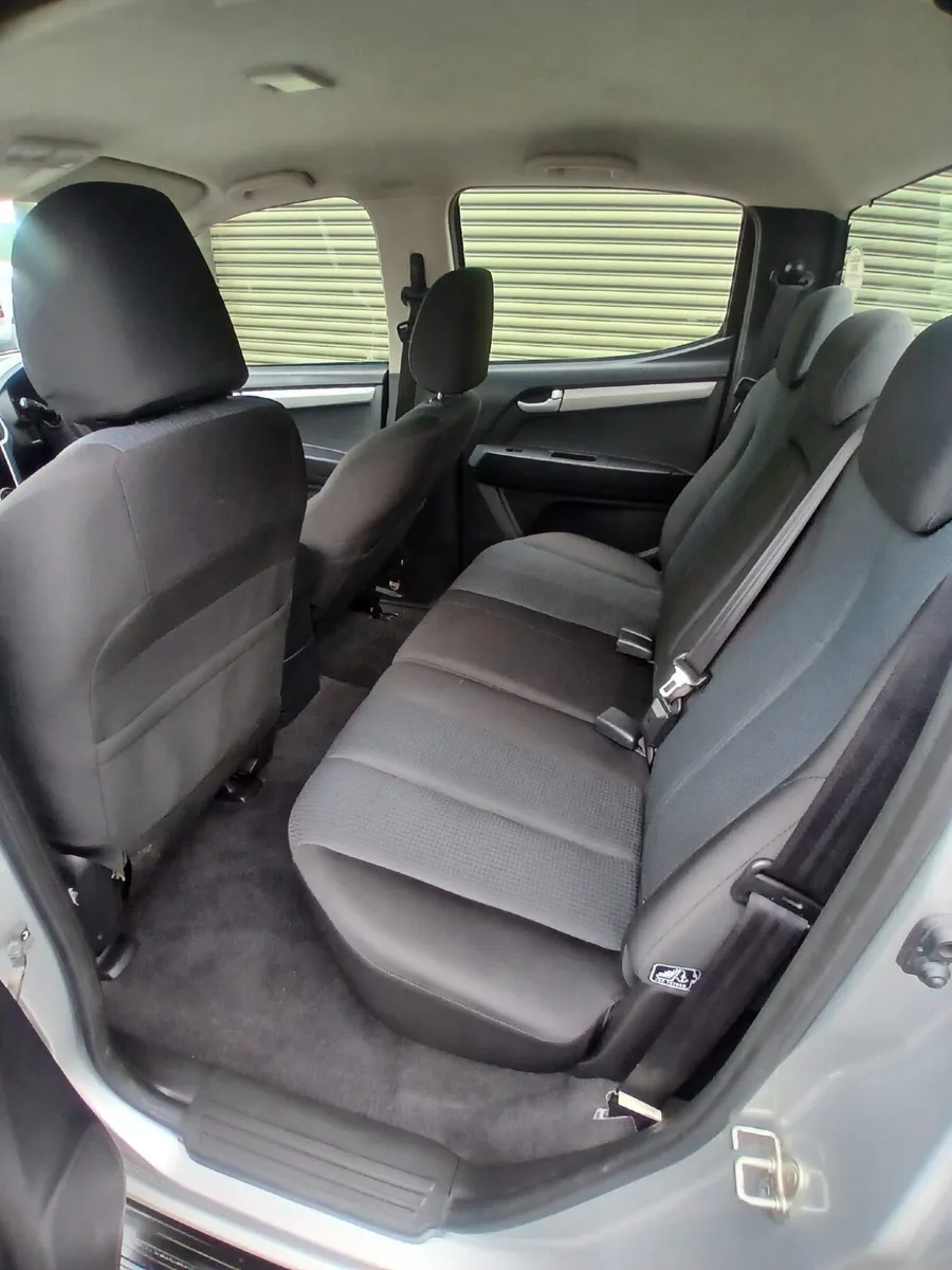 Isuzu D-Max 2013 - Image 2