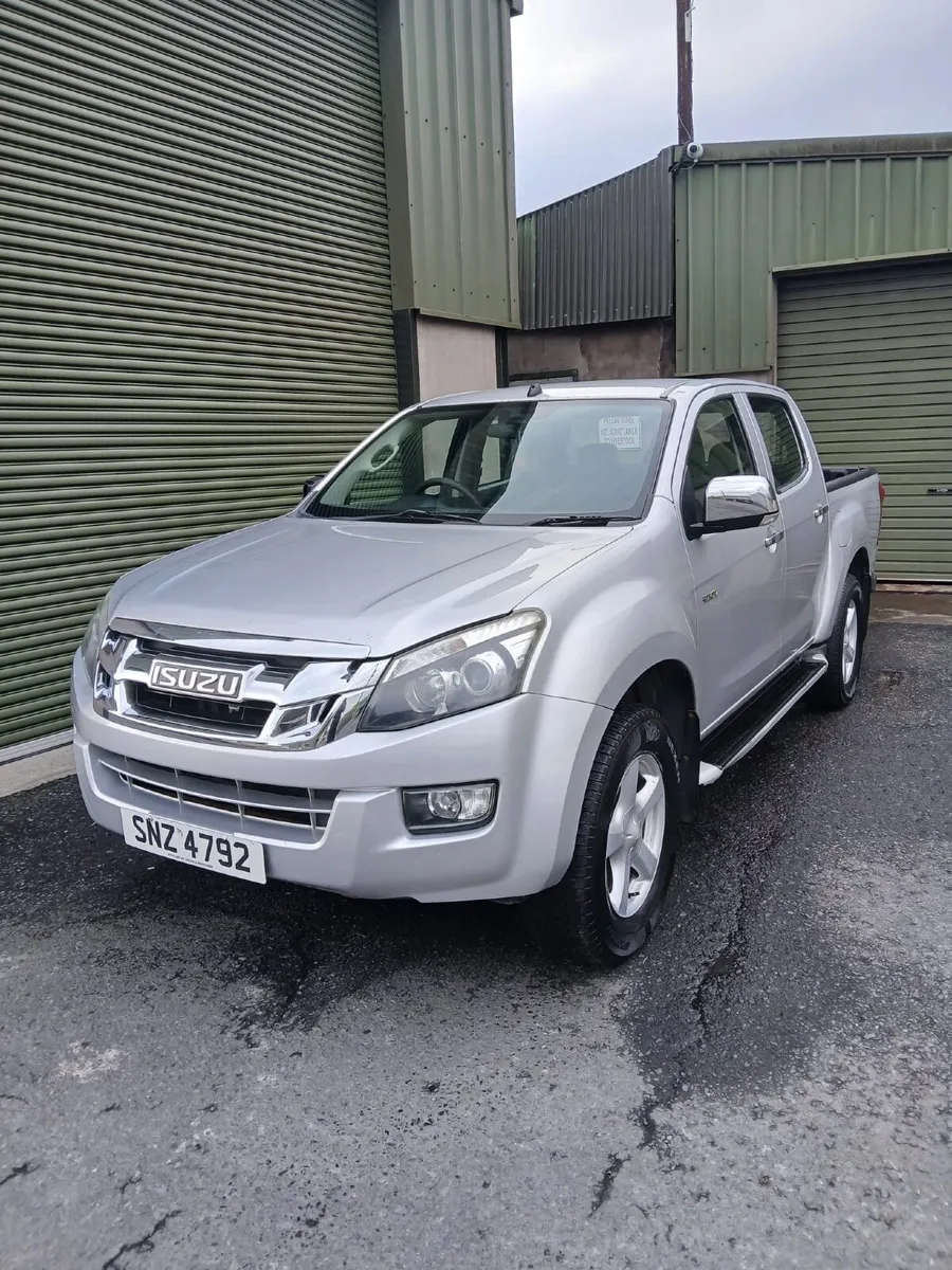 Isuzu D-Max 2013 - Image 1