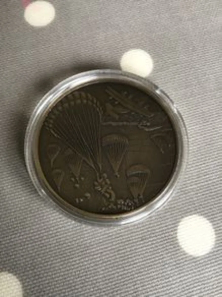 WW2 commemorative coin - American Paratroopers