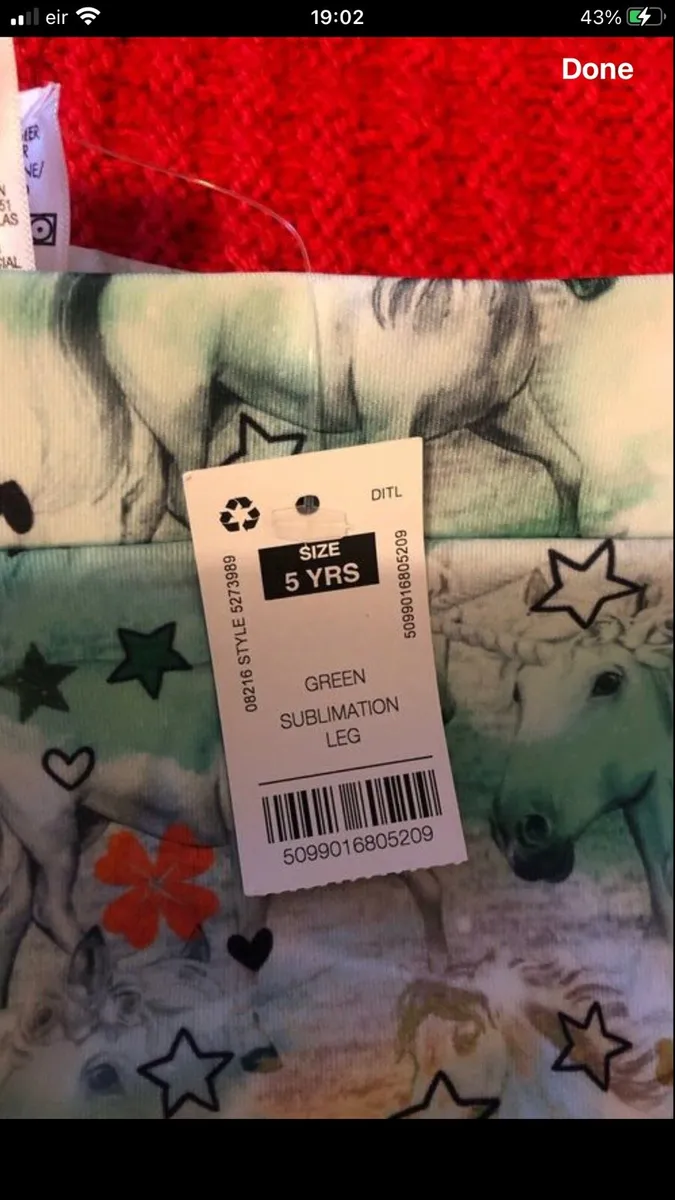 Girls BNWT bottoms age 5 €5 - Image 3