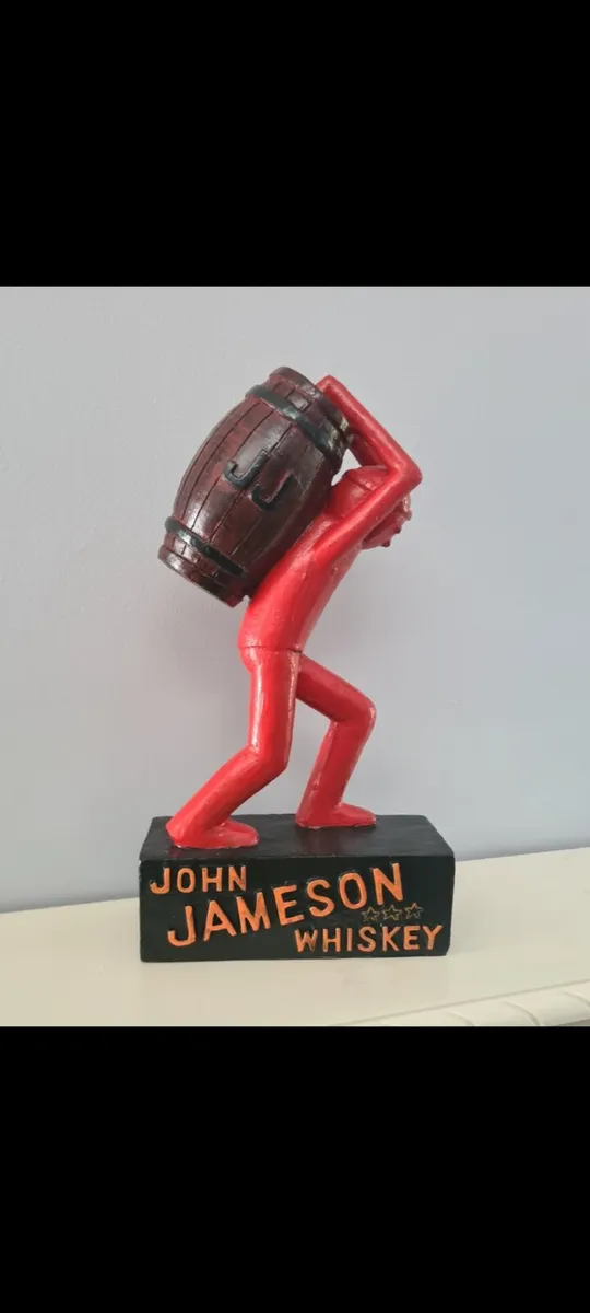 John Jamison whiskey statue - Image 1