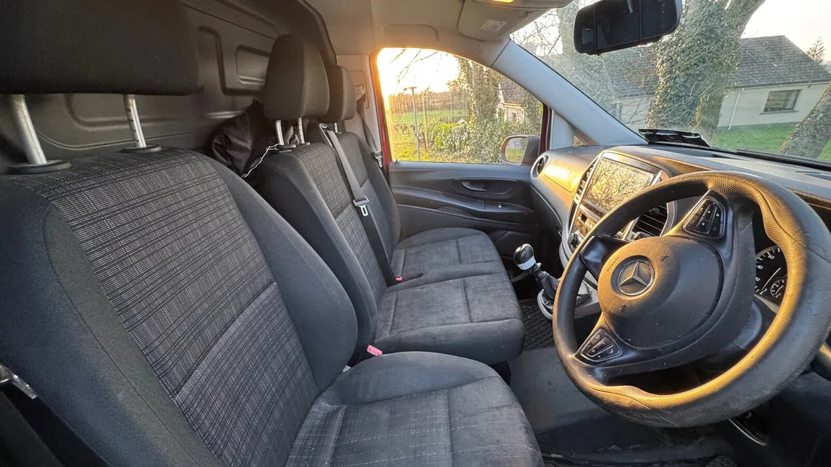 2016 Mercedes Benz Vito SWB **No Vat** - Image 3