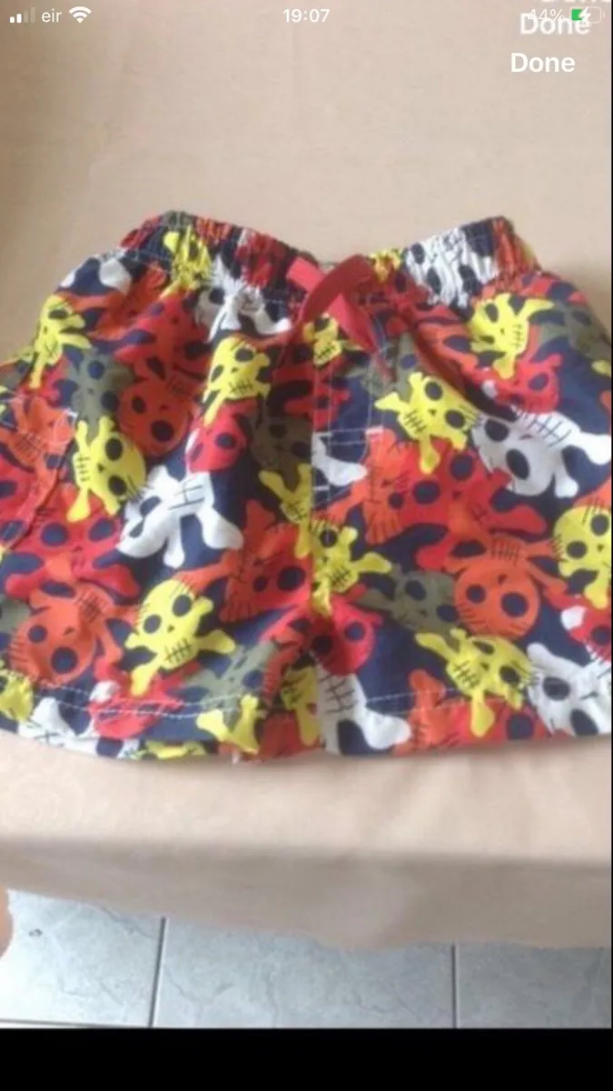 Boys shorts age 5 €3 - Image 1