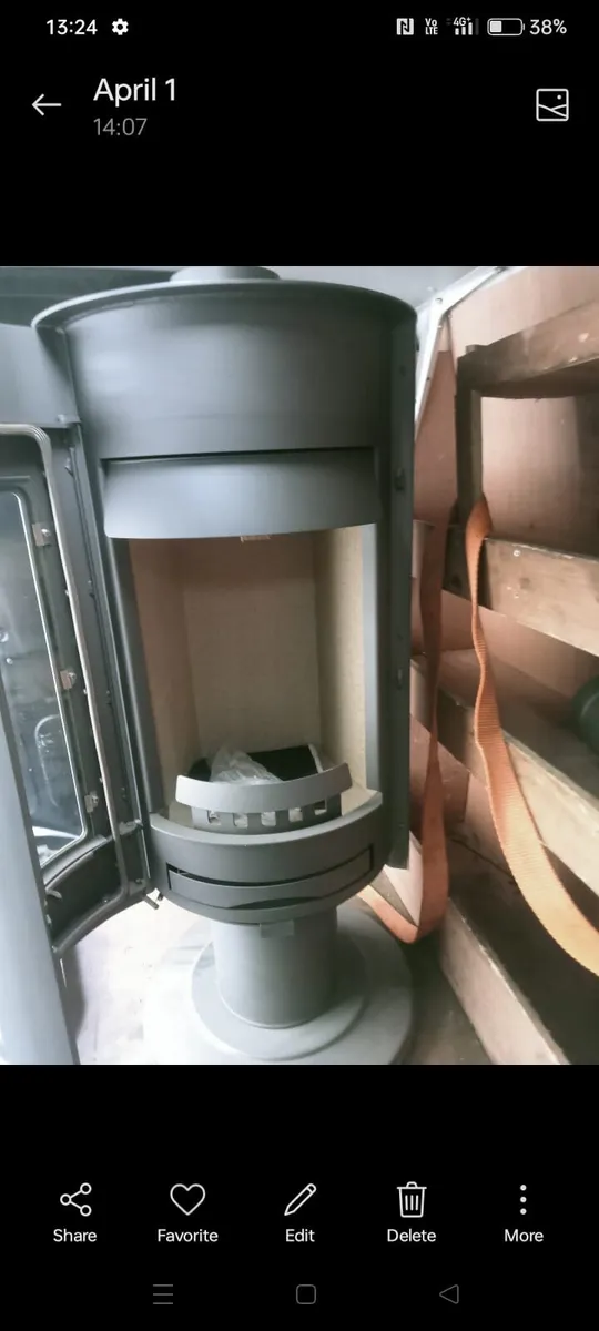 New  wood bruing stove  never use - Image 1