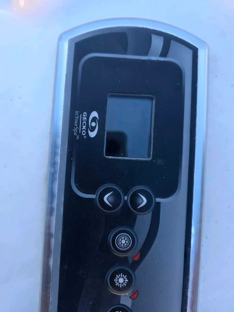 5 person hot tub - Image 2