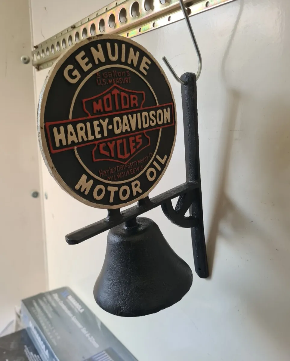 Cast iron bells - Image 2