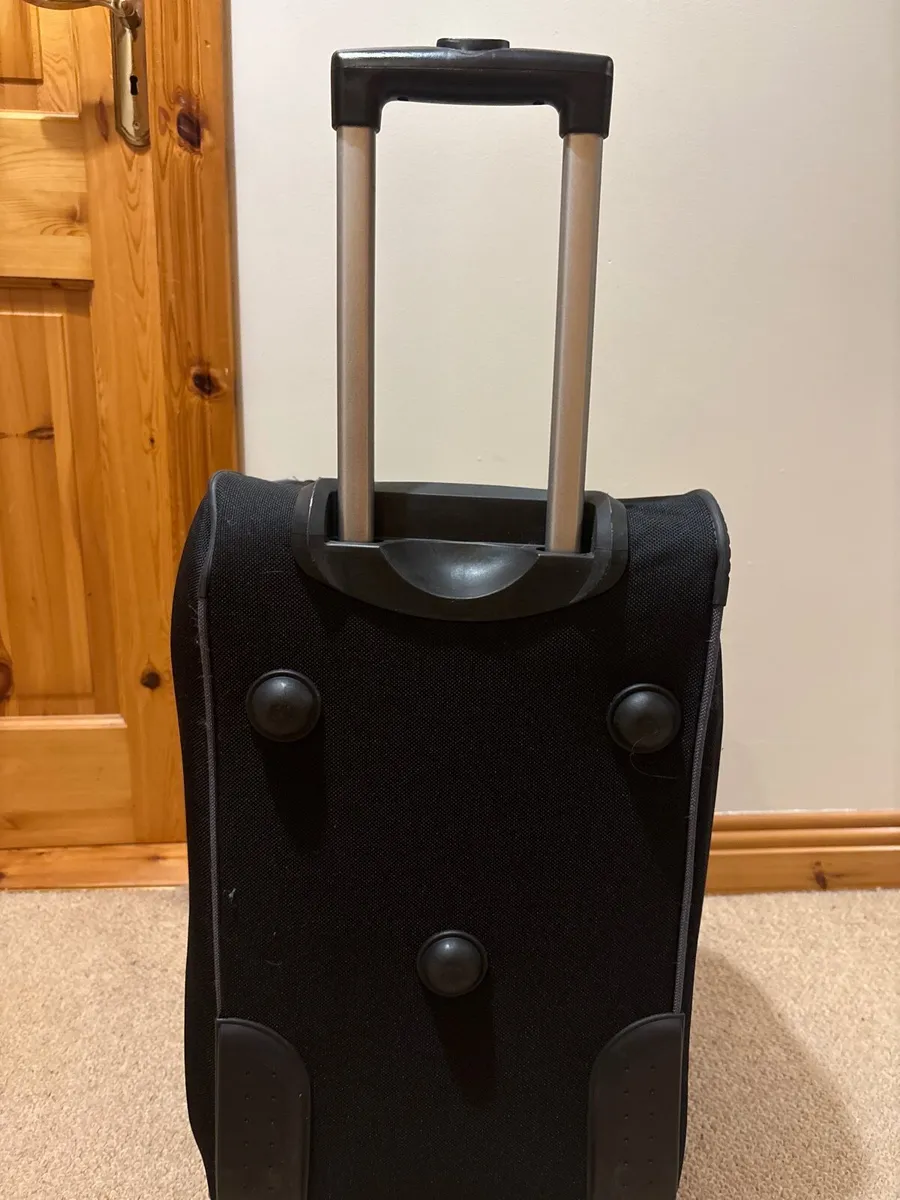 Wheel Suitcase / Hold-all bag in one - Image 4