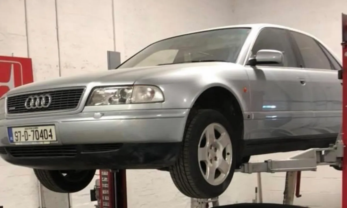 Audi A8 4.2 Quattro - Image 1