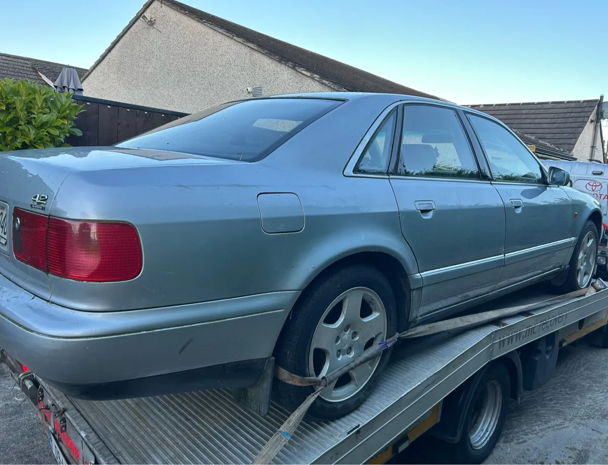 Audi A8 4.2 Quattro - Image 2