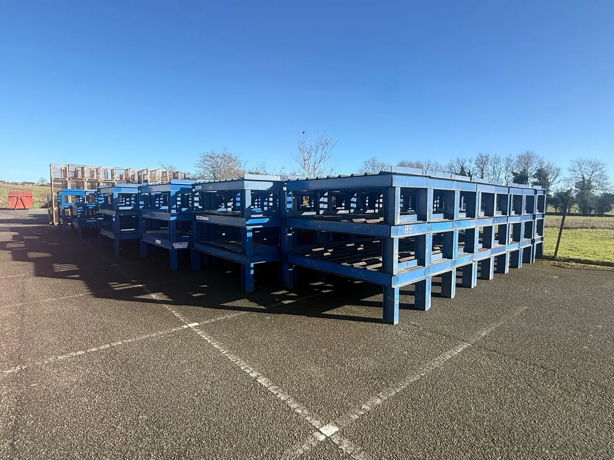 Spray paint line/Presses/work bench/Work shop - Image 2