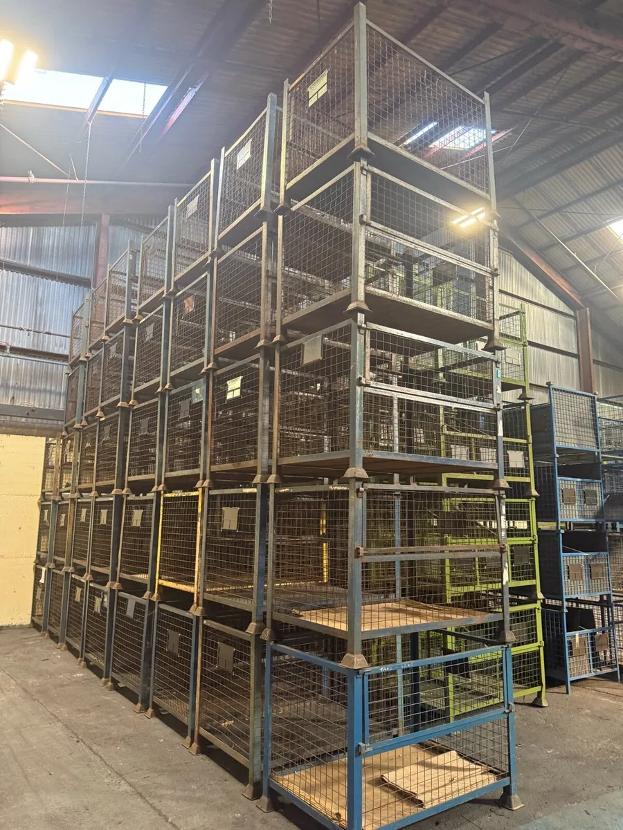 Spray paint line/Presses/work bench/Work shop - Image 3