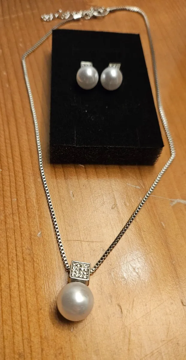 Jewellery Set - Image 2