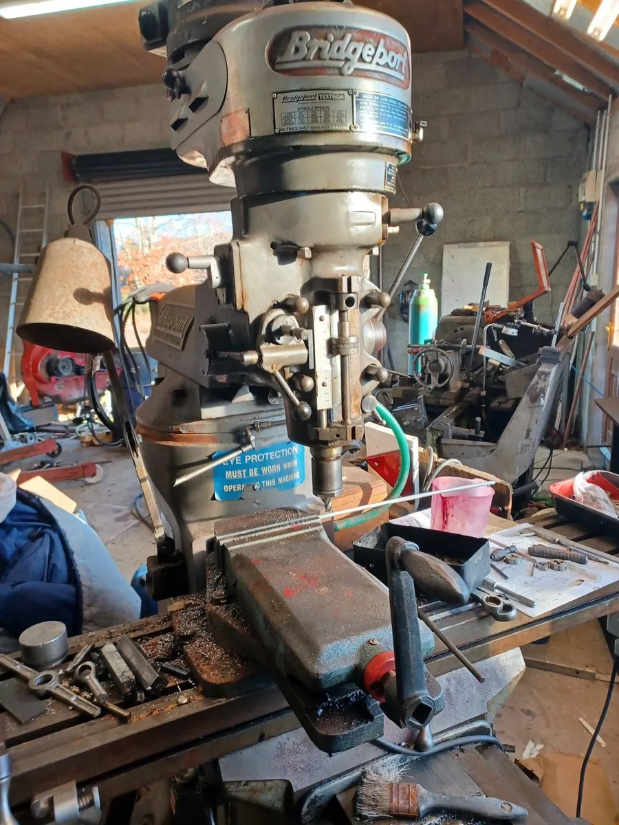 Bridgeport milling machine - Image 1