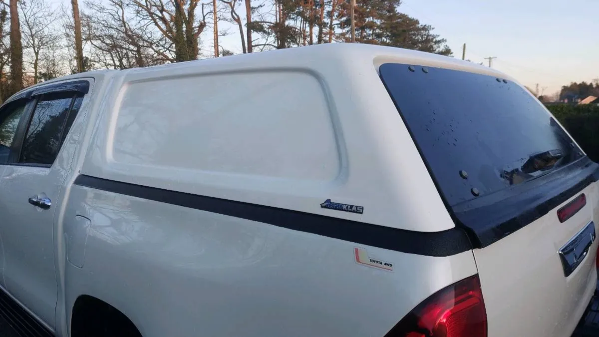 Toyota hilux Canopy - Image 2