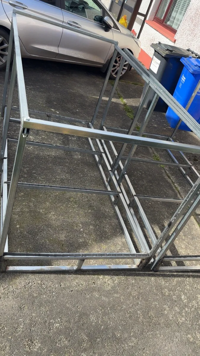 Steel stillages - Image 3