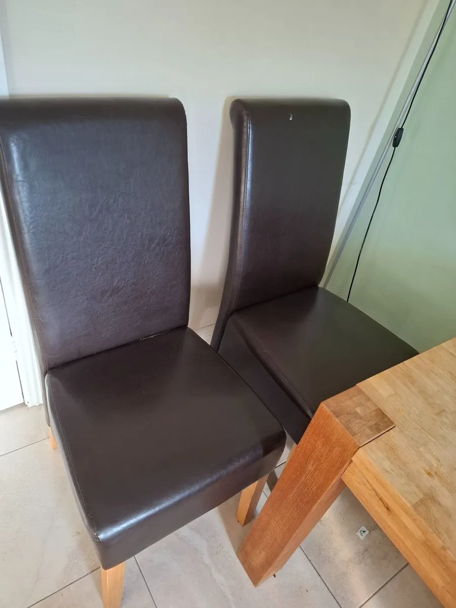 Kitchen Table & 6 Brown Leather Chairs - Image 2