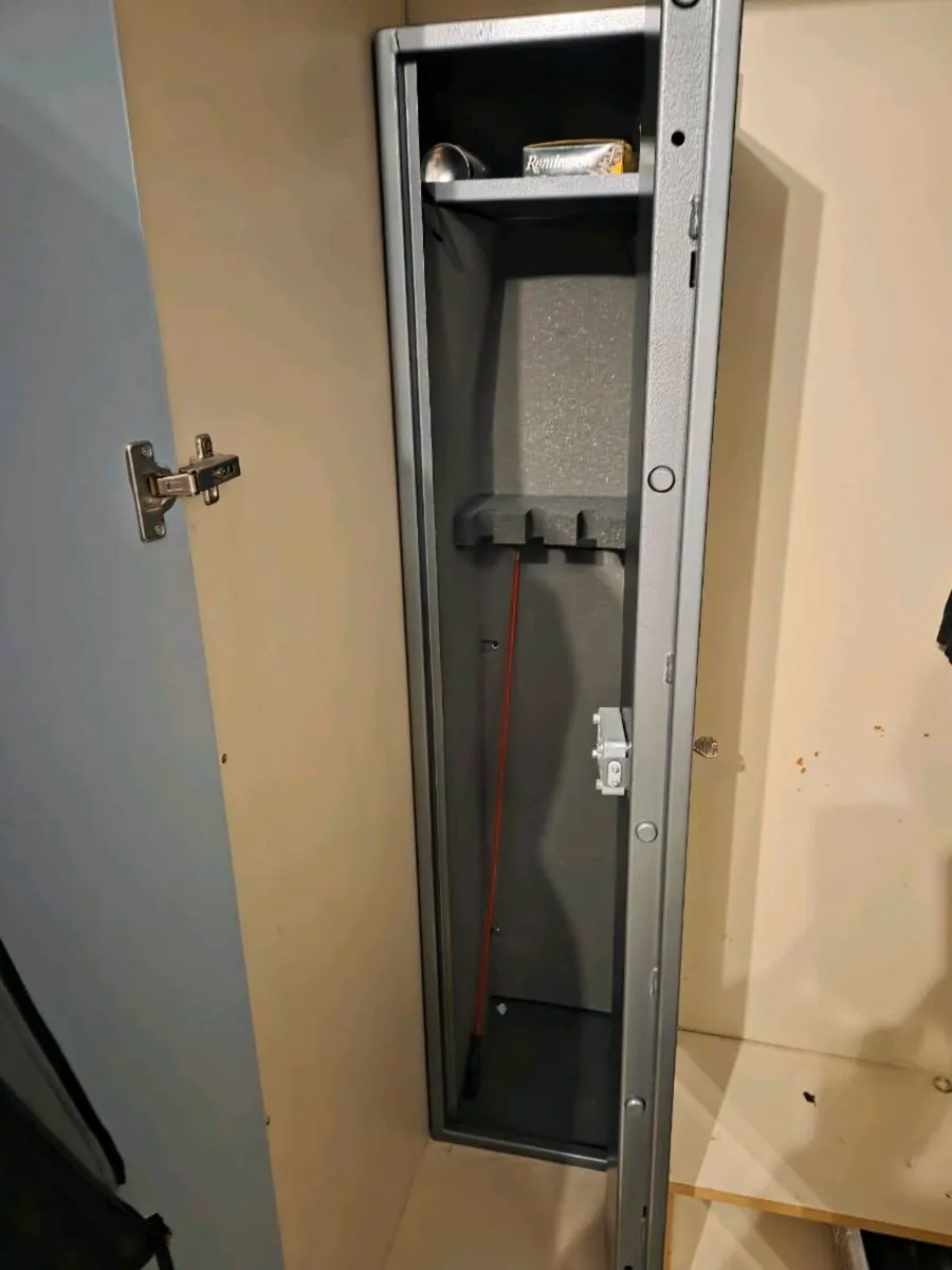 Warmflow 4 gun safe - Image 3