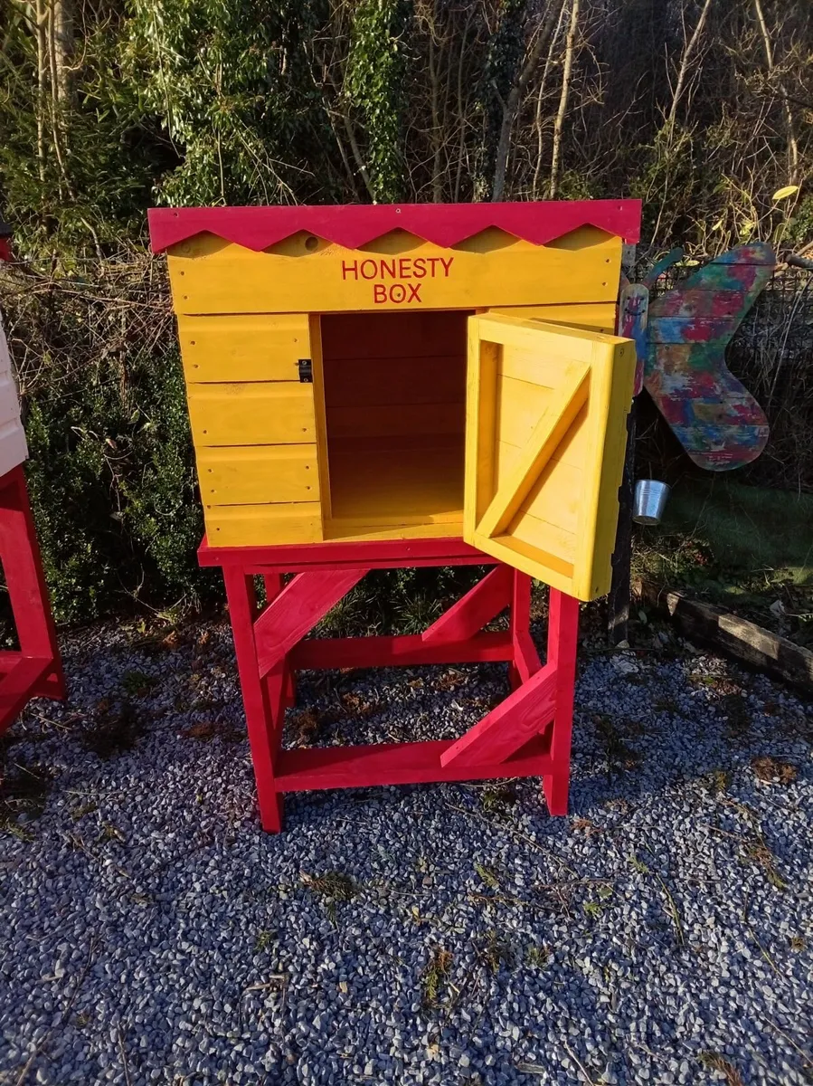 Honesty boxs sell eggs veg cakes etc at home - Image 4