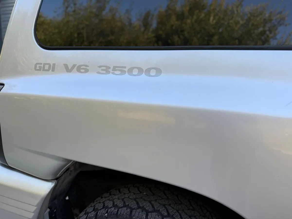 Mitsubishi Pajero 3.5 V6 petrol gdi - Image 4