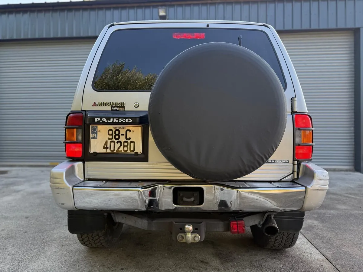 Mitsubishi Pajero 3.5 V6 petrol gdi - Image 2