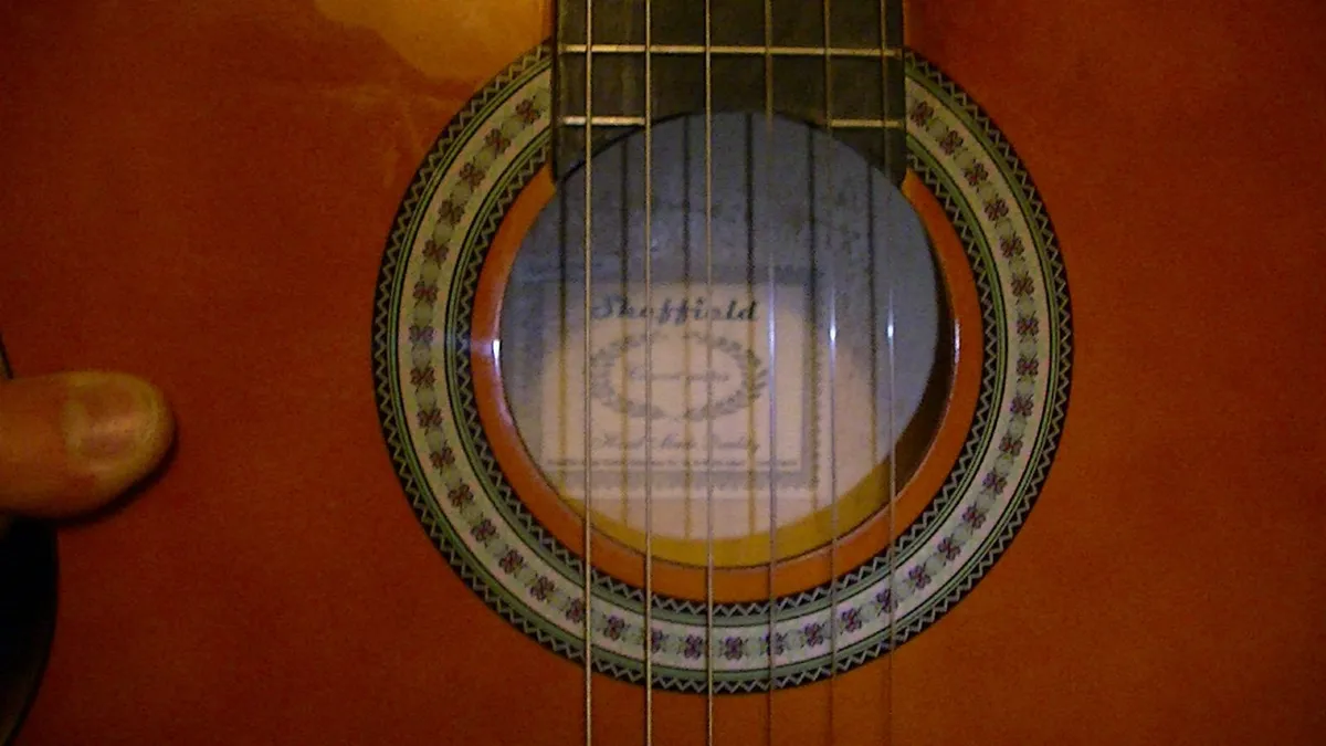 Sheffield Classical Guitar - Image 2