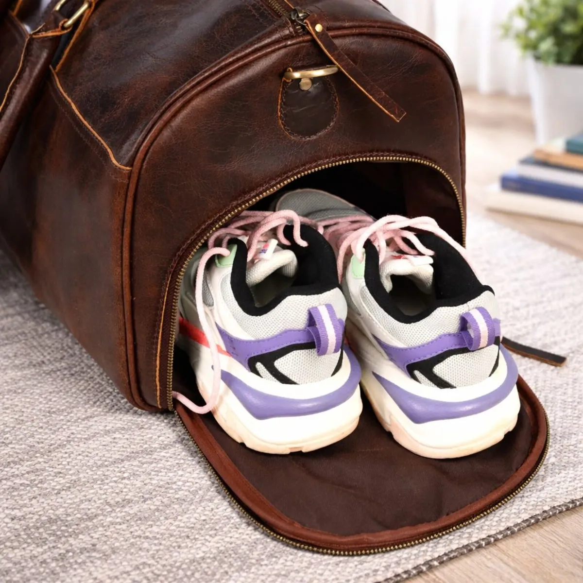 Handmade Genuine Leather Vintage Travel Duffel Bag - Image 4