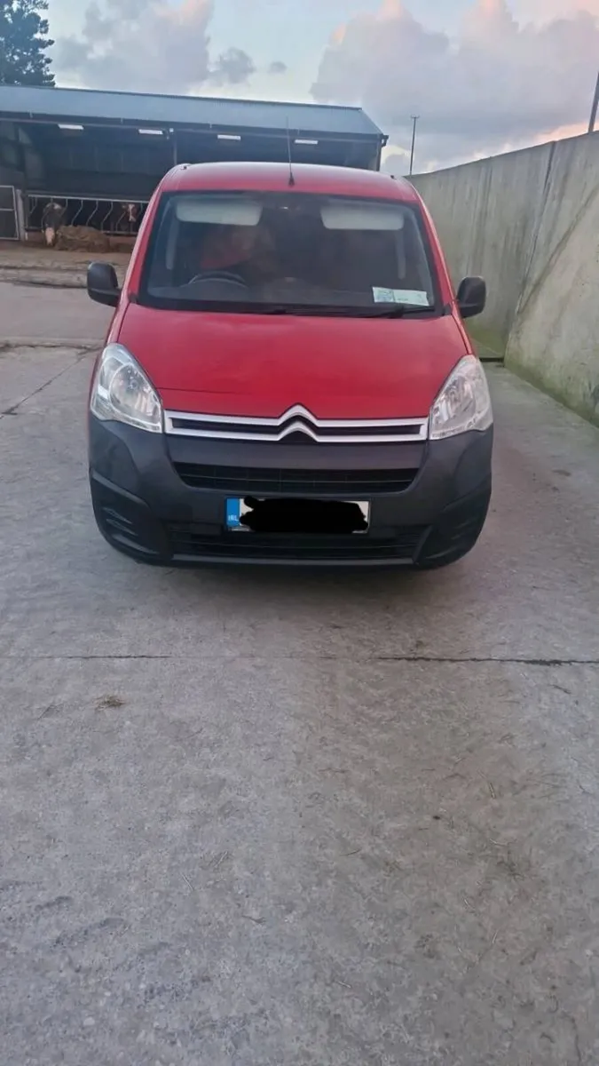 2017 Citroën Berlingo - Image 2