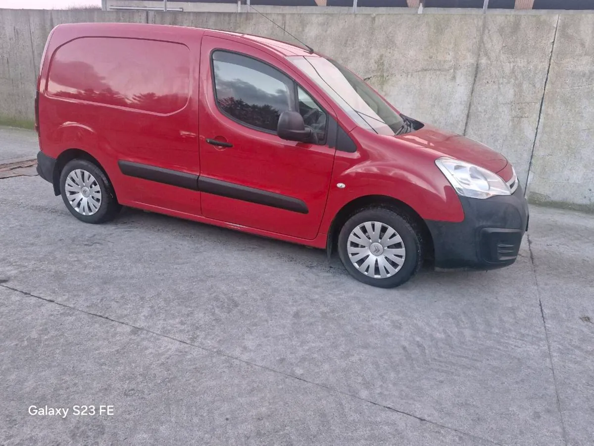 2017 Citroën Berlingo - Image 1