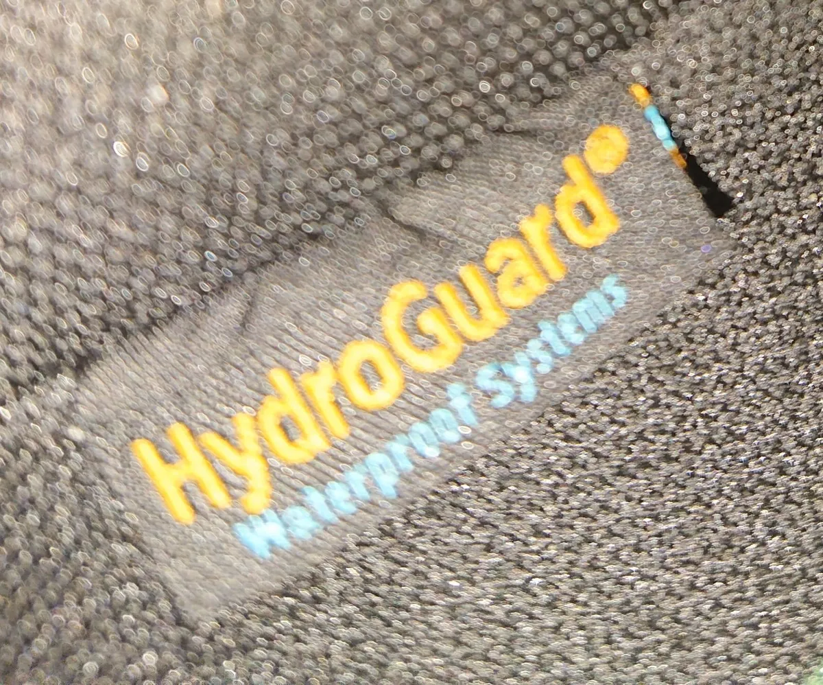 hiking /walking  trainers - Image 3