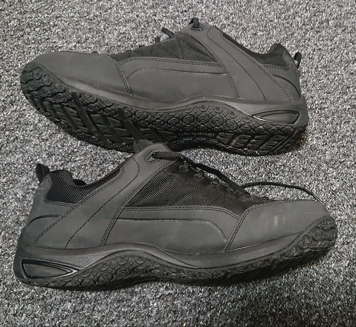 hiking /walking  trainers - Image 1