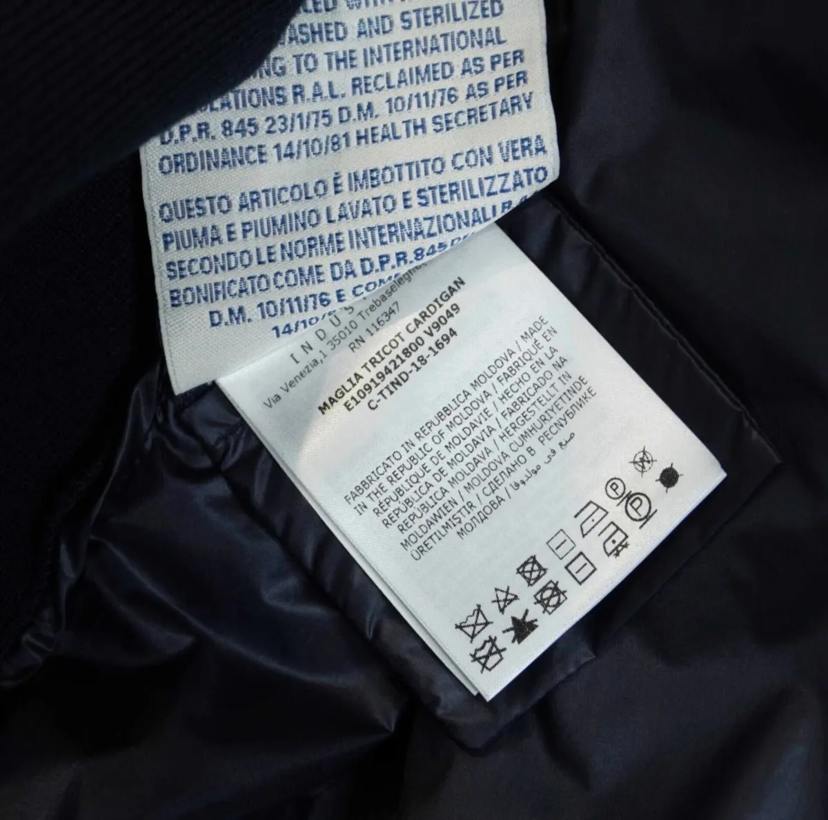 MONCLER NAVY HOODED DOWN TRICOT CARDIGAN - Image 4