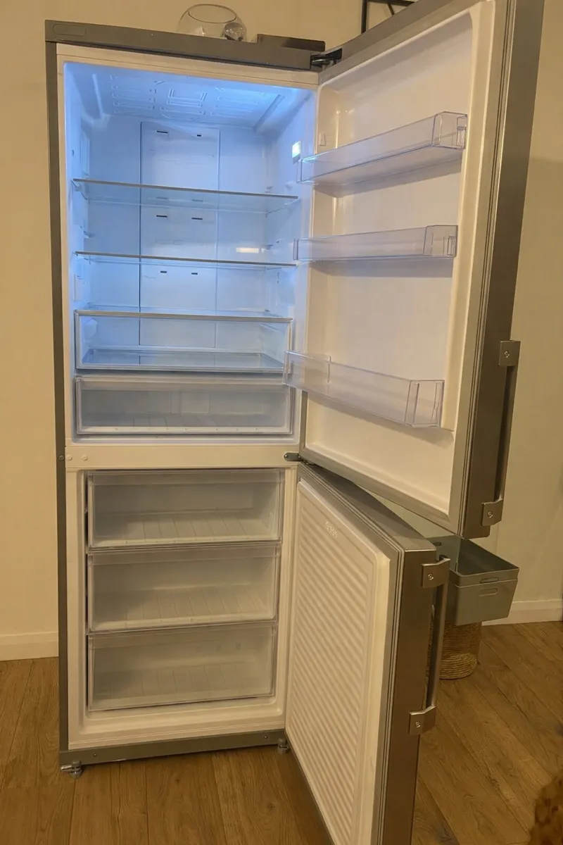 Fridge freezer - Image 1