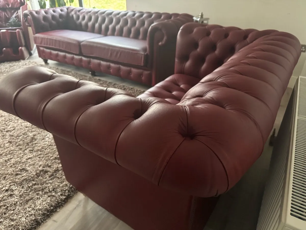 Chesterfield 4 seater + 2 seater suite - Image 1