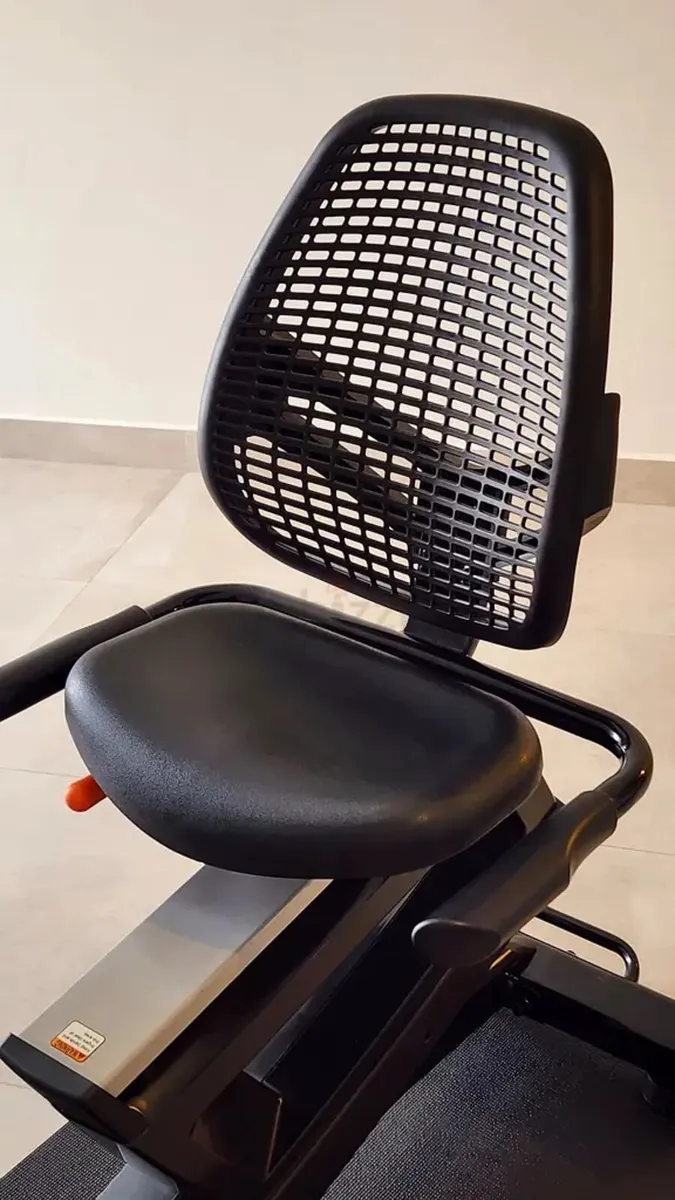 Premium Nordictrack Recumbent Exercise Bike - Image 2