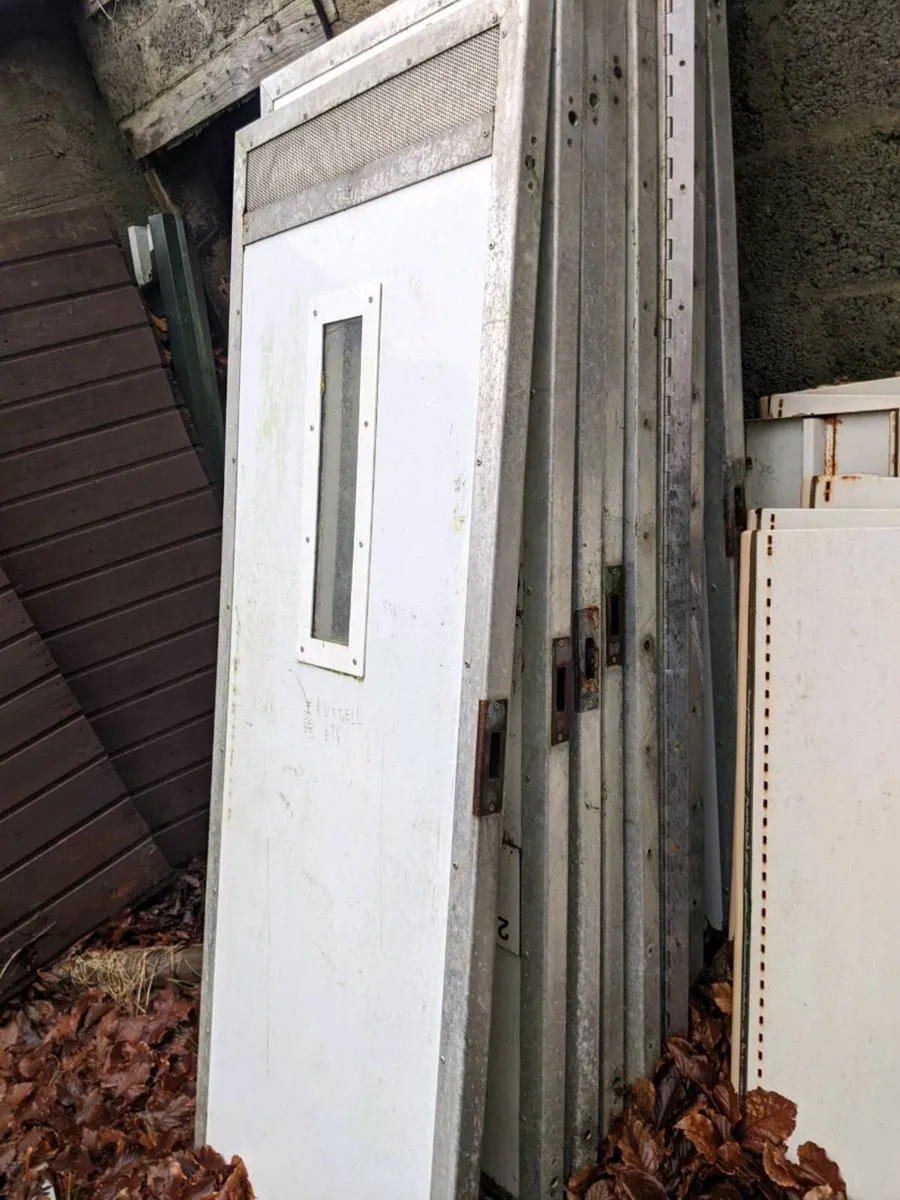 Heavy duty fiberglass door's - Image 3