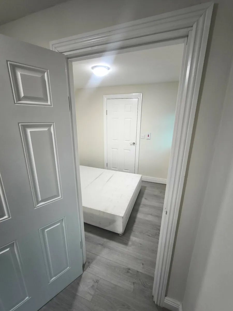 1 bedroom apartment for rent - Image 2