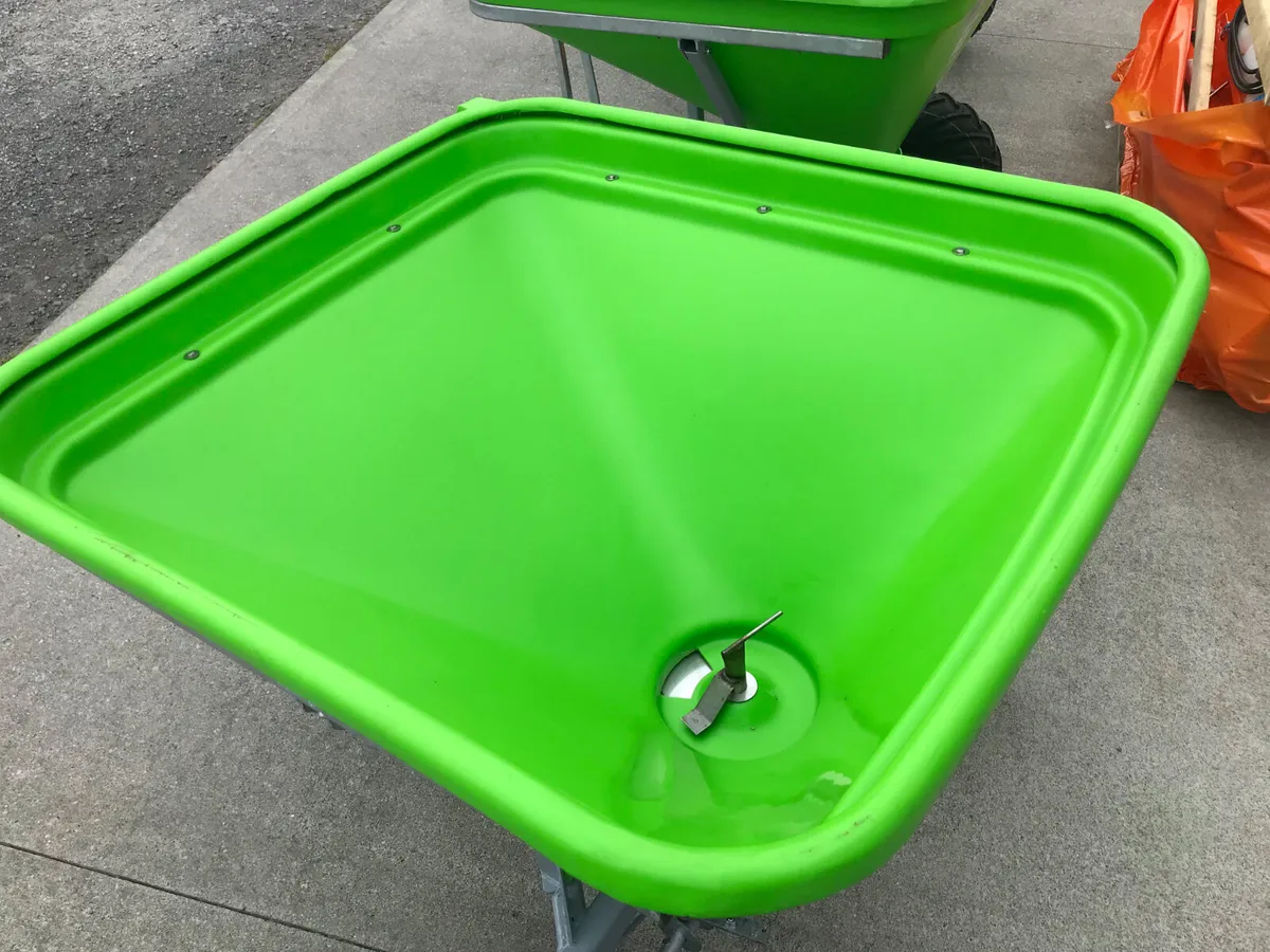 New Aitchison Fertiliser Spreaders 🌱 - Image 3