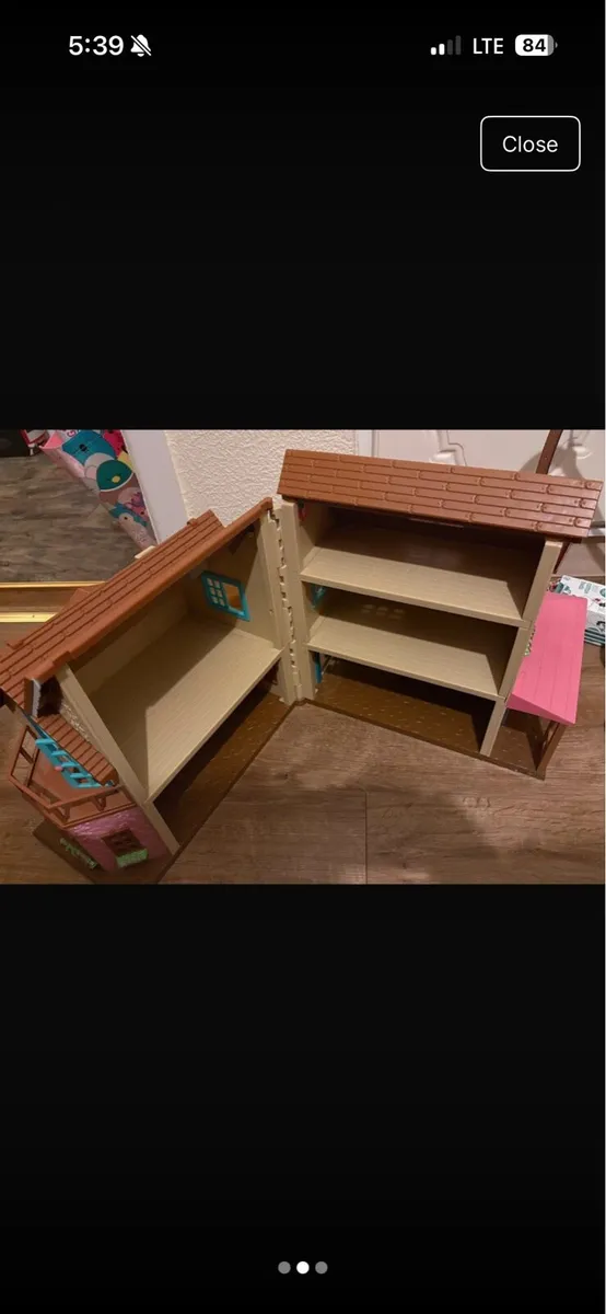 Dolls house - Image 2