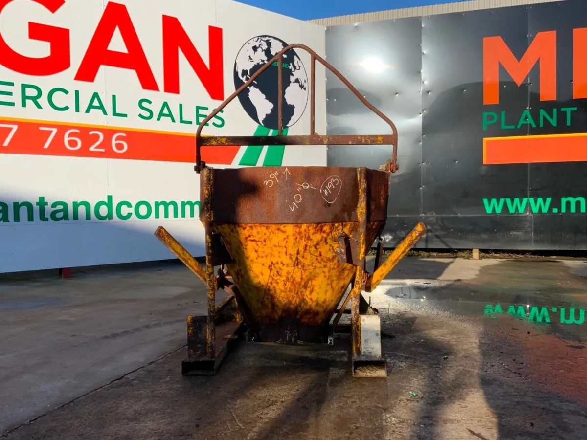 CONCRETE SHUTTERING POURING SKIP.......193v. - Image 1