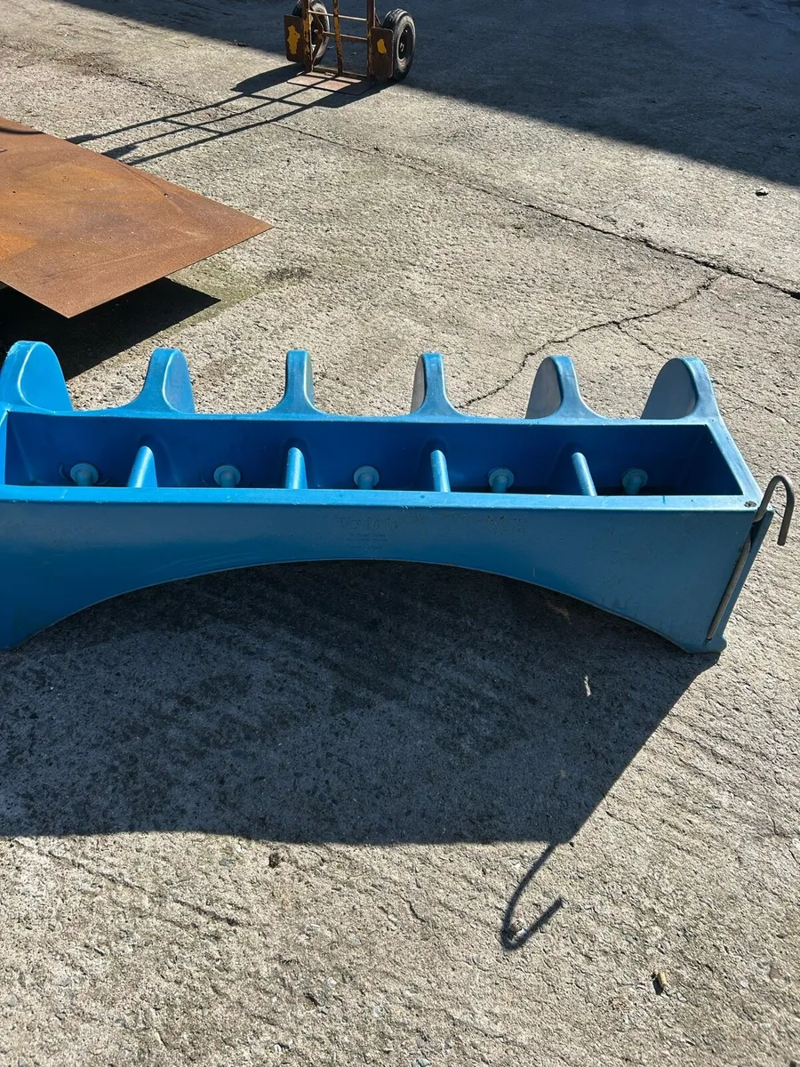 Calf feeders - Image 3
