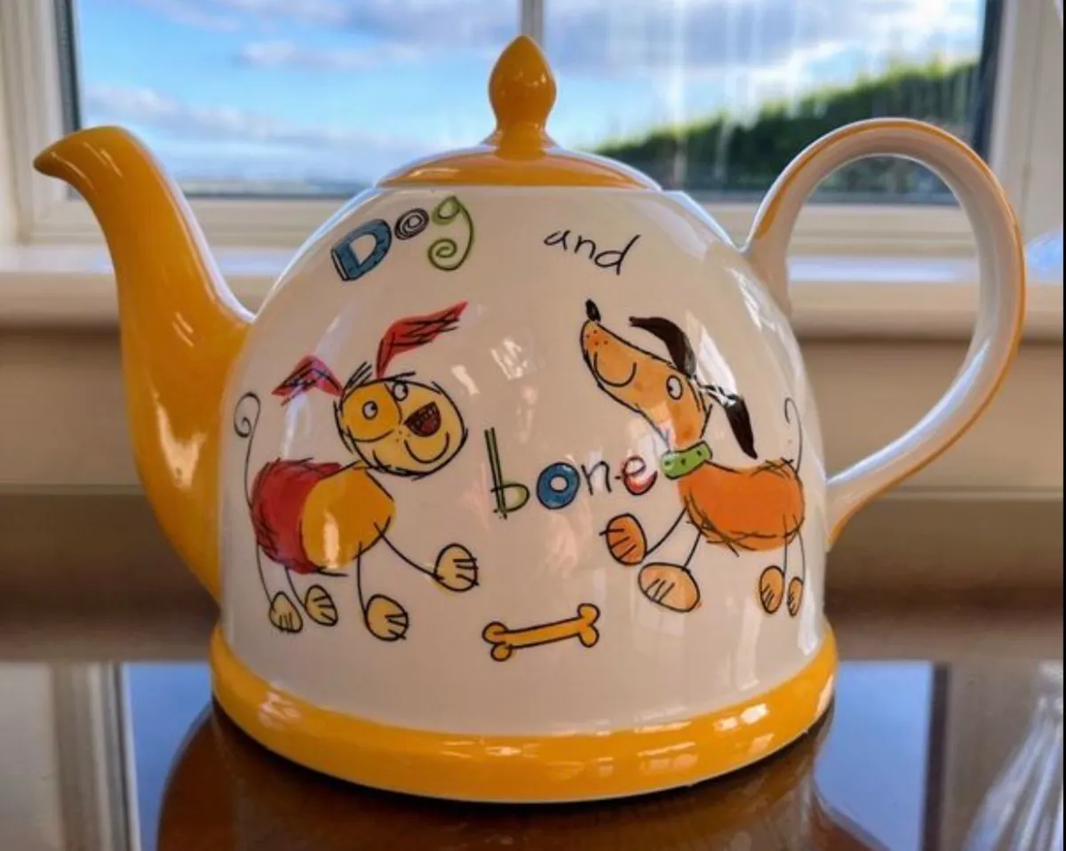 Whittards of Chelsea 3 pint Tea Pot - Image 1