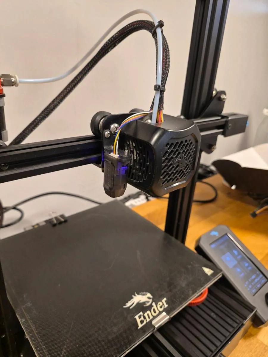 Creality Ender-3 V2 3D Printer - Image 3