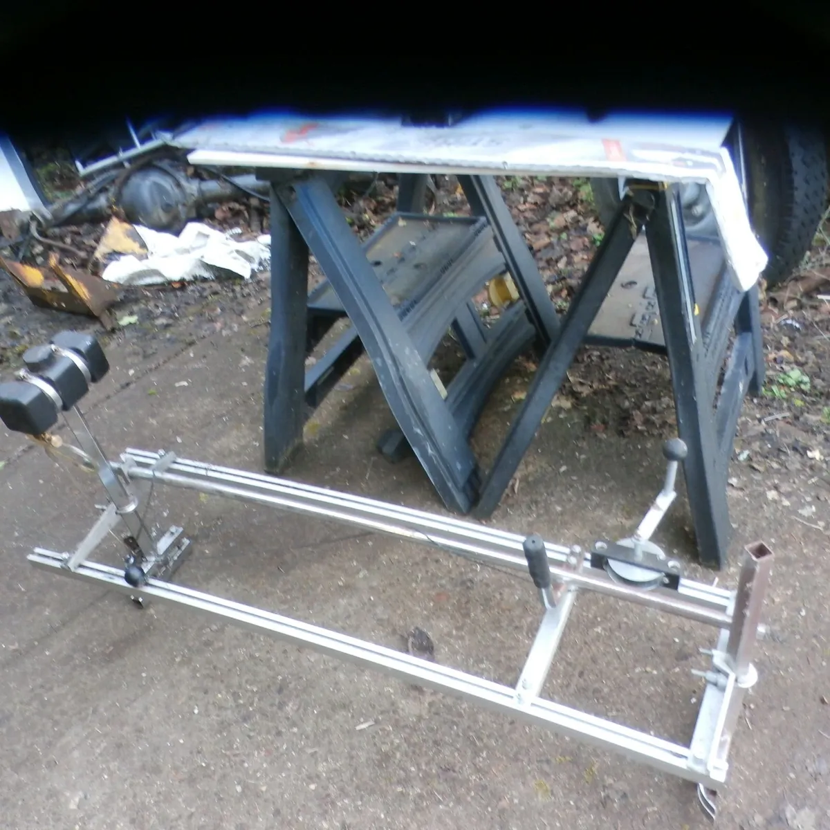 Stihl 881 with 48 and 30 inch bars - Image 3