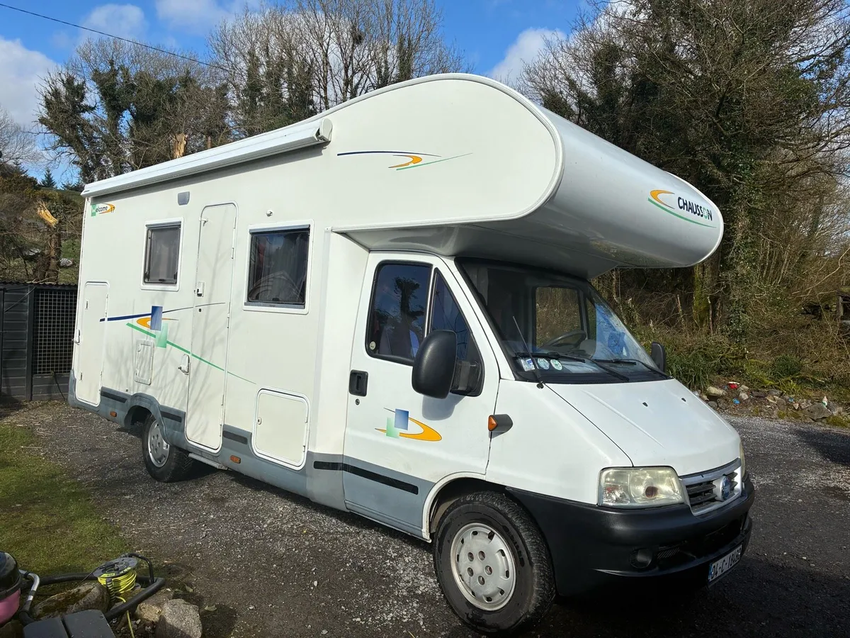 Amazing 1 of a Kind Camper - Image 3