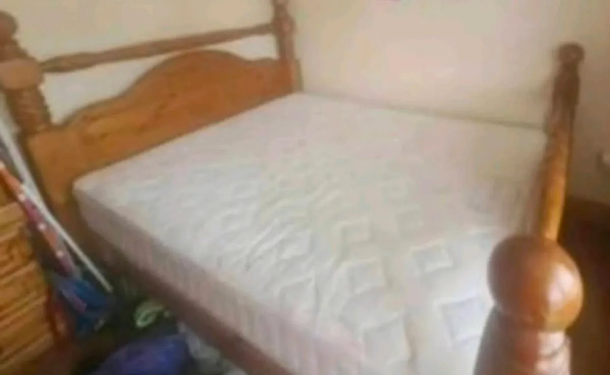 King size bed solid - Image 4